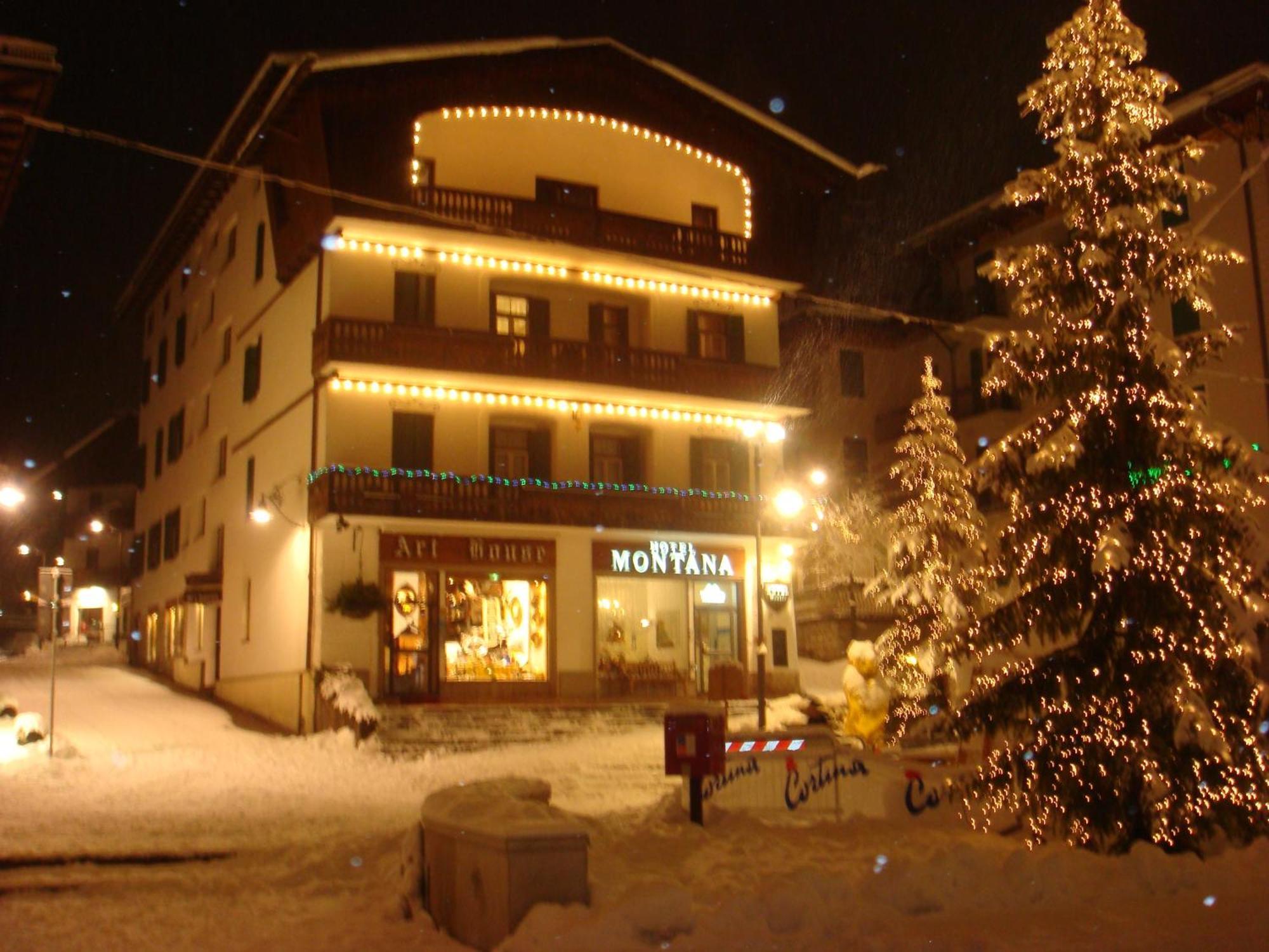 Hotel Montana กอร์ตินาดัมเปซโซ ภายนอก รูปภาพ