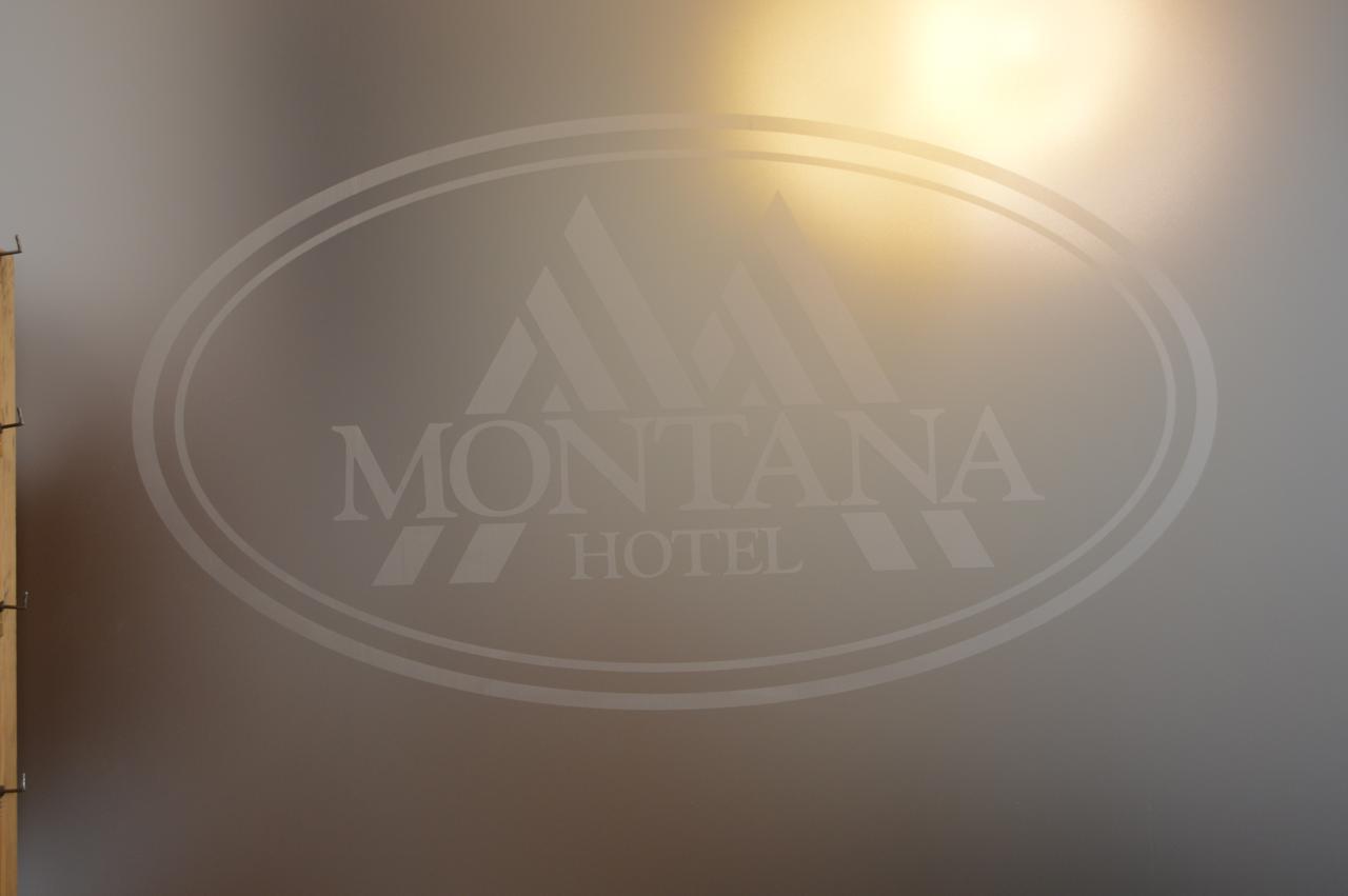 Hotel Montana กอร์ตินาดัมเปซโซ ภายนอก รูปภาพ